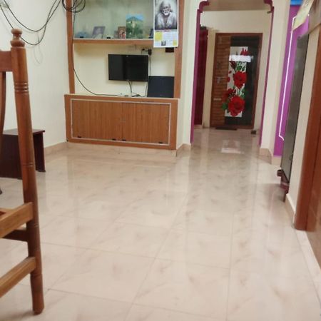 Om Sai Ram Home Stay Tiruvannāmalai Extérieur photo