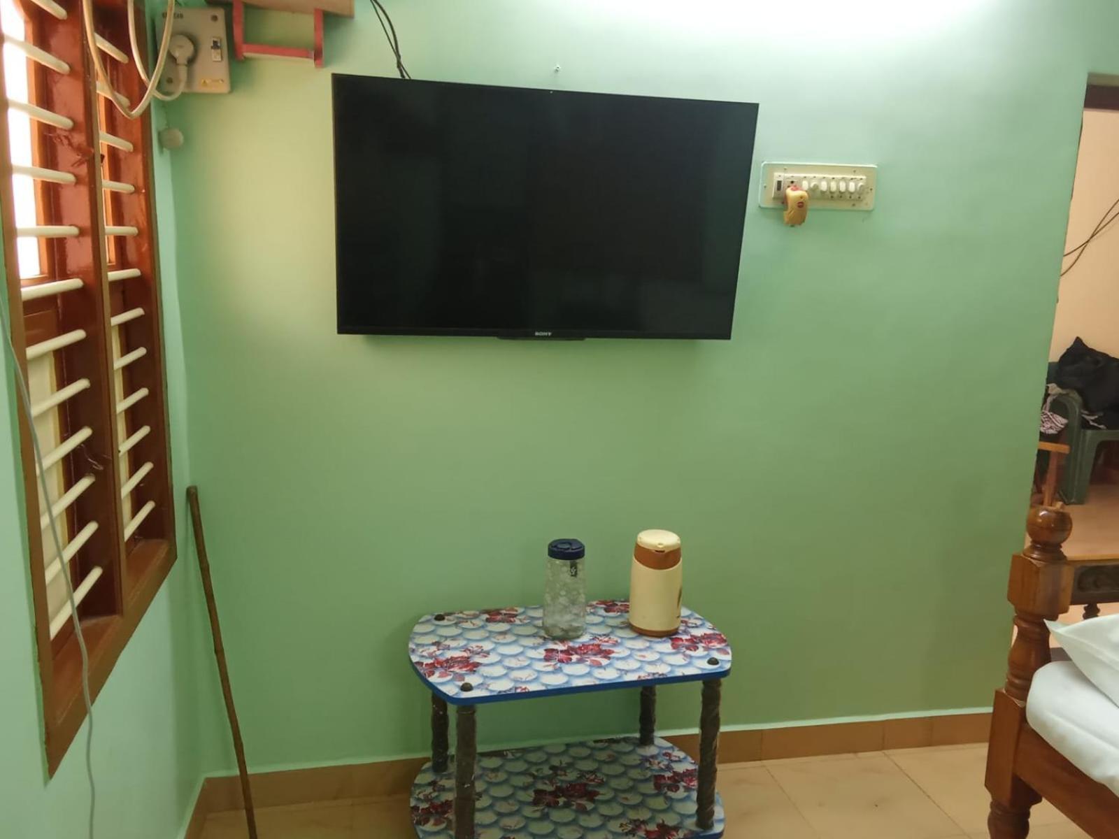 Om Sai Ram Home Stay Tiruvannāmalai Extérieur photo