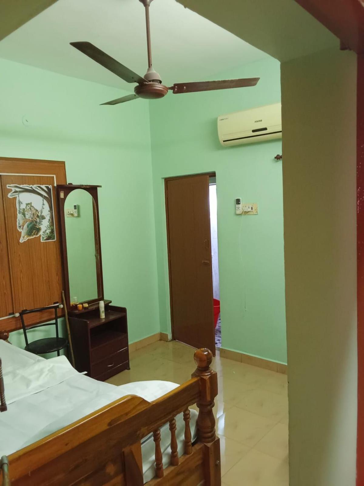 Om Sai Ram Home Stay Tiruvannāmalai Extérieur photo
